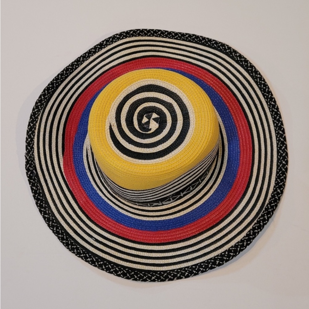 Montiel Sombreros Womens
Straw Hat Colorful Striped Handmade in Columbia 4M